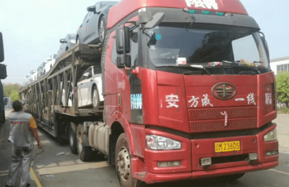 西安把车托运到乌鲁木齐怎么收费